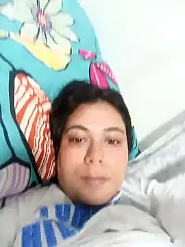 LorieFerrer online show from January 2025 06:50:01 PM