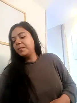 LorieFerrer online show from February 2025 02:10:01 PM