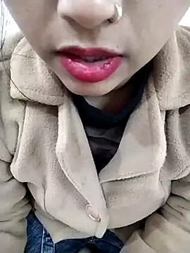 Sexy Divya   online show from December 2025 06:07:02 AM