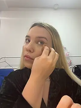 KilianaNoir online show from February 2026 07:56:02 AM