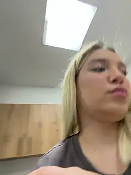 KilianaNoir online show from March 2026 08:02:02 PM