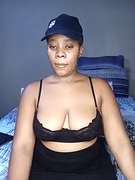 Emmylove-xr25 online show from February 2026 07:52:02 PM