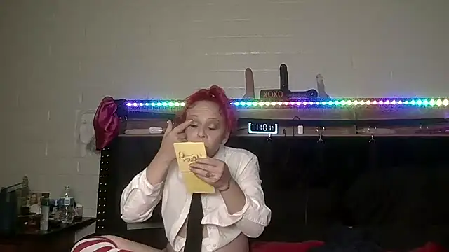 nikkibae33 online show from July 2026 05:59:02 PM