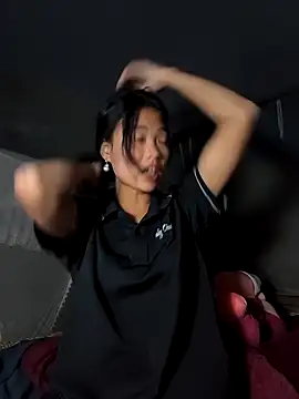 Lynly k2 online show from December 2025 10:13:01 AM