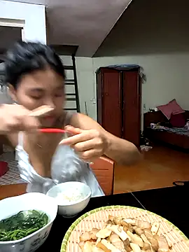 Lynly k2 online show from March 2026 12:33:02 PM