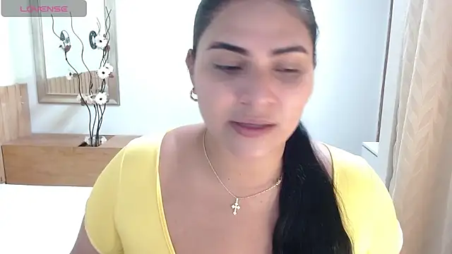 Snapshot of MariaVex chatting on January 2026 07:38:01 PM MariaVex online show from January 2026 07:38:01 PM