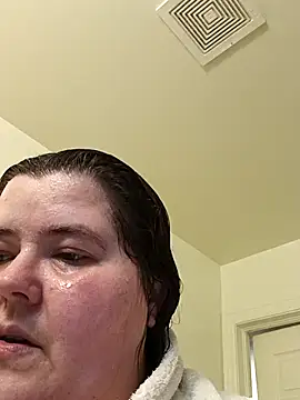 mayflower420 online show from April 2026 12:46:02 AM