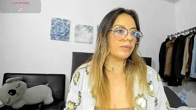 ariannawil online show from February 2026 10:58:01 PM