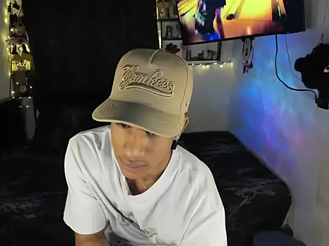 Snapshot of JUANBIGCOCK21CM chatting on July 2026 03:25:01 PM JUANBIGCOCK21CM online show from July 2026 03:25:01 PM