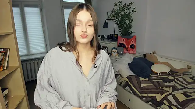 RosseLavish online show from November 2025 09:00:02 AM