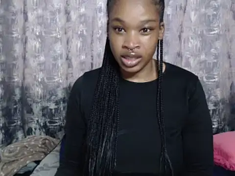 Snapshot of JuiceLips88 chatting on May 2026 08:42:01 AM JuiceLips88 online show from May 2026 08:42:01 AM