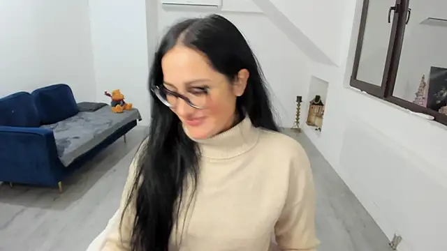 AnyaEvy online show from December 2025 05:36:02 AM