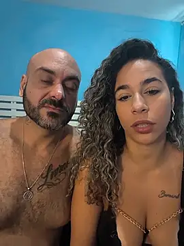 Snapshot of vivianeleoa chatting on July 2026 03:25:01 PM vivianeleoa online show from July 2026 03:25:01 PM