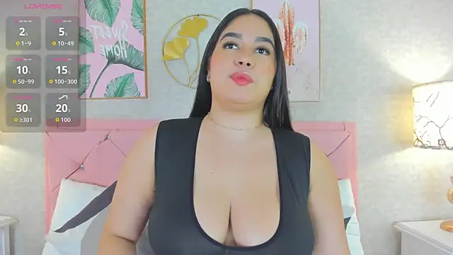 Snapshot of cristal_kane chatting on July 2026 07:05:02 PM cristal kane online show from July 2026 07:05:02 PM