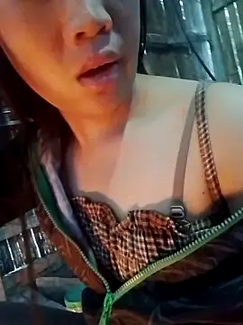 Yumiik2kk online show from November 2025 11:27:01 PM