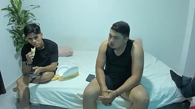 Snapshot of shark_boy28 chatting on November 2025 03:16:01 AM shark boy28 online show from November 2025 03:16:01 AM