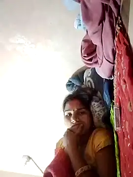 Snapshot of Seema_ji12 chatting on December 2025 02:11:01 PM Seema ji12 online show from December 2025 02:11:01 PM