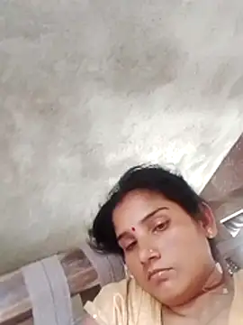 Snapshot of Seema_ji12 chatting on May 2026 09:28:01 AM Seema ji12 online show from May 2026 09:28:01 AM