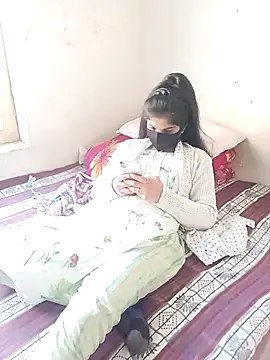 Sunita-collage online show from November 2025 05:53:02 AM