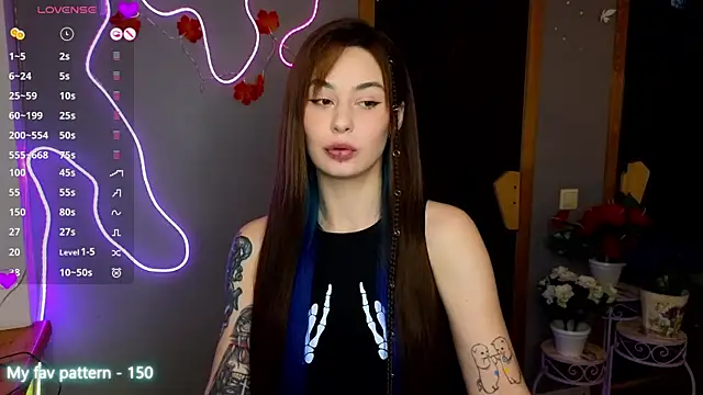 Miss Fortuna online show from November 2025 12:49:02 PM