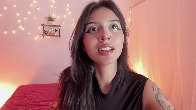 Tamara Aluna  online show from May 2026 09:20:02 PM