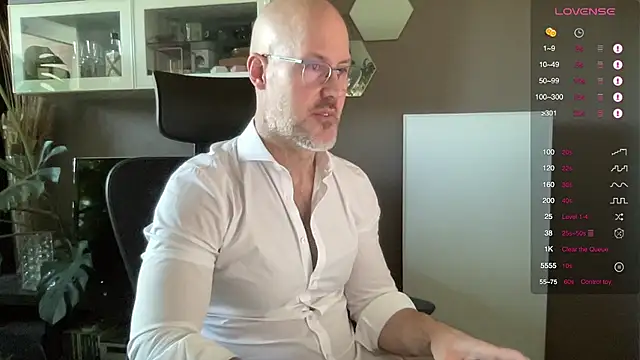 the new fit rubinho online show from April 2026 07:08:01 AM