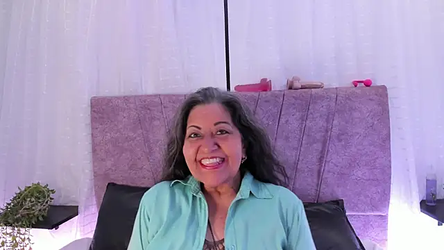 Victoriaa Anderson online show from April 2026 01:45:02 PM