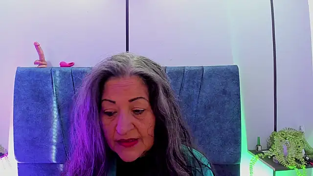 Snapshot of Victoriaa_Anderson chatting on June 2026 12:42:02 PM Victoriaa Anderson online show from June 2026 12:42:02 PM