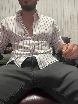 DARK0924 online show from November 2025 05:46:02 PM