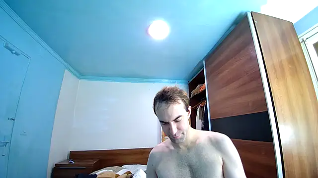 Snapshot of albertpassive chatting on June 2026 01:11:01 PM albertpassive online show from June 2026 01:11:01 PM