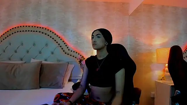 EllaEvanz online show from December 2025 07:31:01 PM