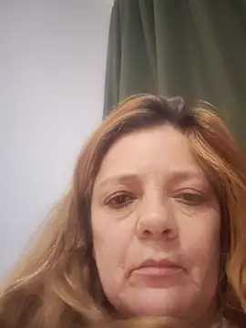 karlaanqui1 online show from January 2026 06:31:01 PM