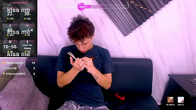 Liam York  online show from April 2026 07:56:01 AM