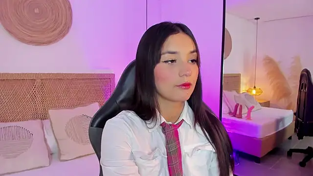 alissongirl  online show from February 2026 07:09:02 PM