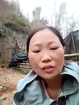 blonde blg online show from April 2026 11:00:01 AM