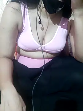 HotGirl23231 online show from December 2025 06:01:02 PM