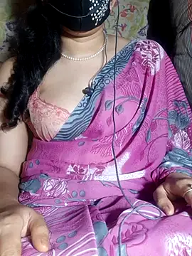 Snapshot of HotGirl23231 chatting on April 2026 06:36:02 PM HotGirl23231 online show from April 2026 06:36:02 PM