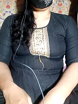 Snapshot of HotGirl23231 chatting on May 2026 06:38:01 PM HotGirl23231 online show from May 2026 06:38:01 PM
