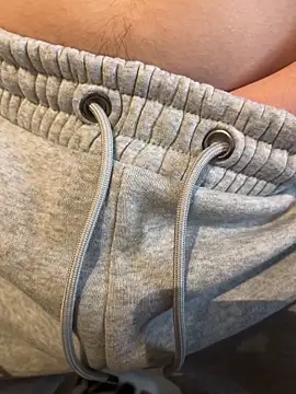 christophecamzzl online show from November 2025 01:11:02 PM