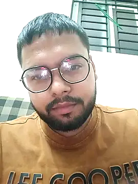 Snapshot of MrToxxic chatting on November 2025 07:01:02 PM MrToxxic online show from November 2025 07:01:02 PM