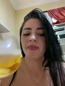 Snapshot of sarinha777 chatting on June 2026 03:12:02 AM sarinha777 online show from June 2026 03:12:02 AM