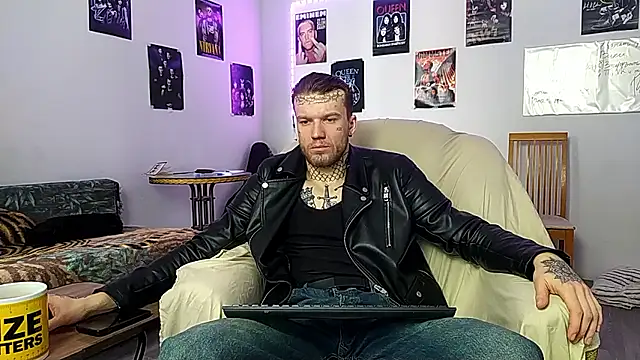 Huntall77 online show from January 2026 08:40:02 AM