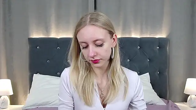 RachaelCute online show from April 2026 04:26:01 AM