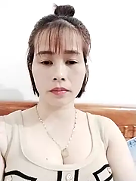 Swan-white123 online show from December 2025 01:09:02 PM