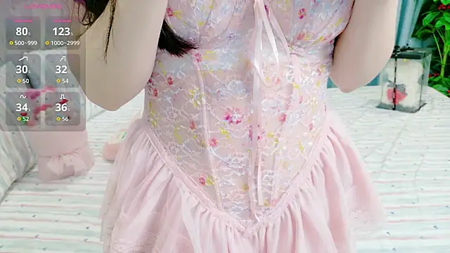 Snapshot of lunasexy_9x chatting on May 2026 03:52:02 PM lunasexy 9x online show from May 2026 03:52:02 PM