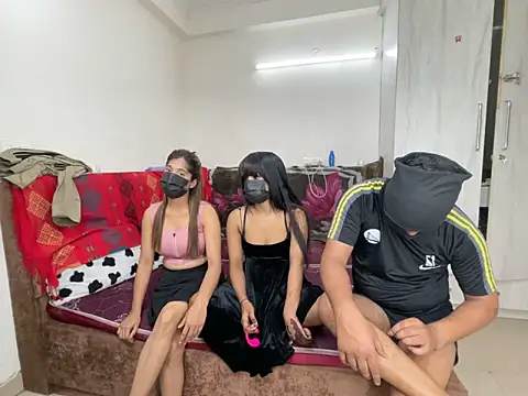 avnikaur online show from March 2026 08:09:02 AM