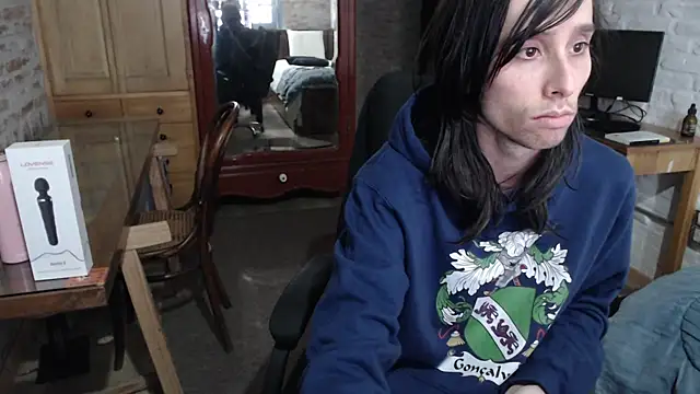 CaramelToy online show from November 2025 07:24:01 PM