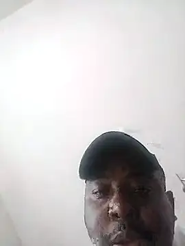 bubbles635 online show from February 2026 02:35:01 PM