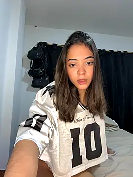 starsweet    online show from November 2025 07:13:02 PM