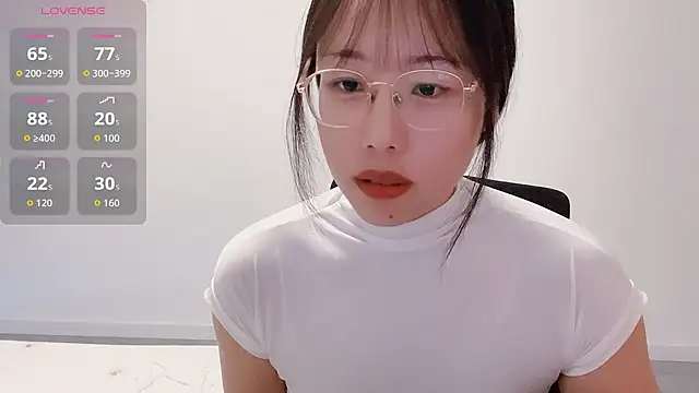 suisui322 online show from December 2025 06:06:01 AM